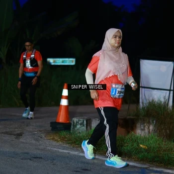 Runner Photo 8440336