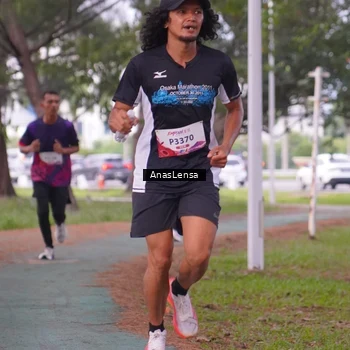 Runner Photo 8440399