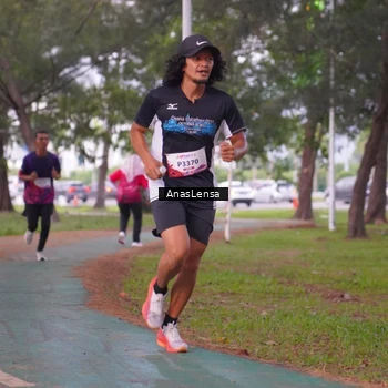 Runner Photo 8440429