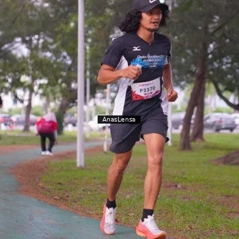 Runner Photo 8440440