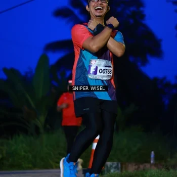 Runner Photo 8440471
