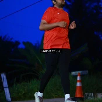 Runner Photo 8440473
