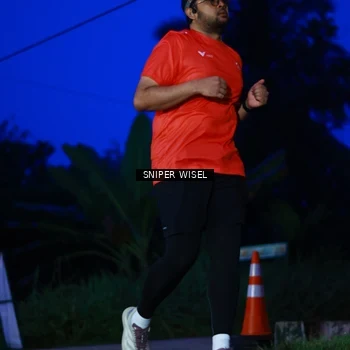 Runner Photo 8440479