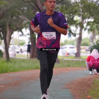 Runner Photo 8440486