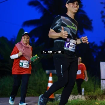 Runner Photo 8440495
