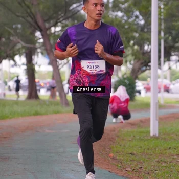 Runner Photo 8440512