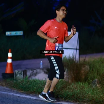 Runner Photo 8440525