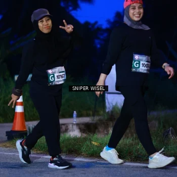 Runner Photo 8440544