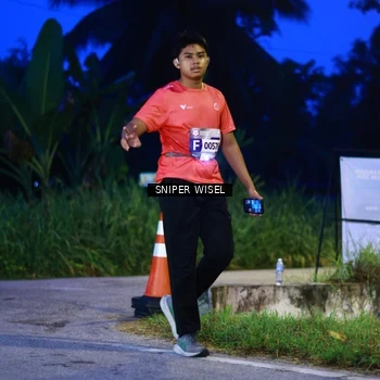 Runner Photo 8440547