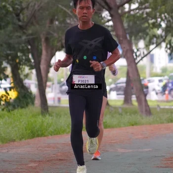 Runner Photo 8440574