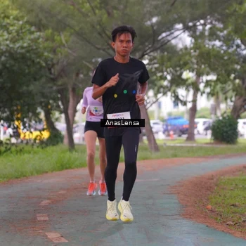 Runner Photo 8440583