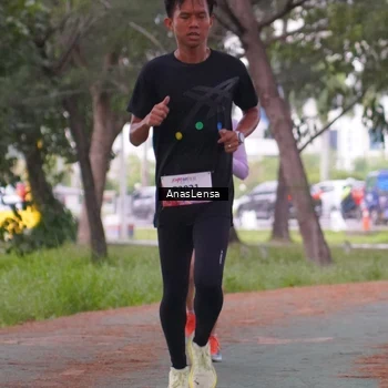 Runner Photo 8440584