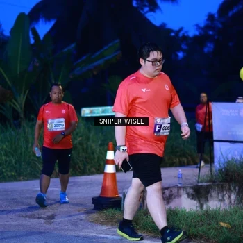 Runner Photo 8440599