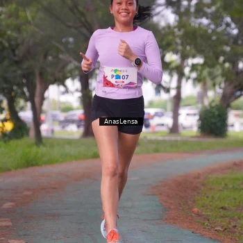 Runner Photo 8440636