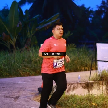 Runner Photo 8440663