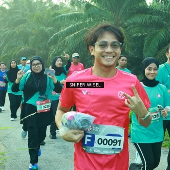 Runner Photo 8440680