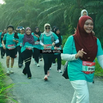 Runner Photo 8440701