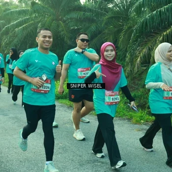 Runner Photo 8440715
