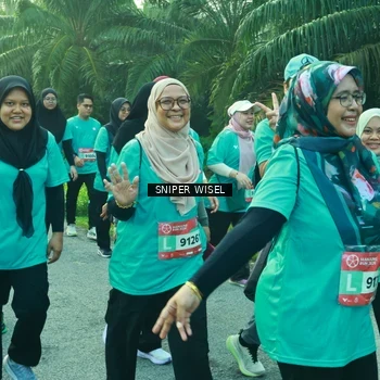 Runner Photo 8440723