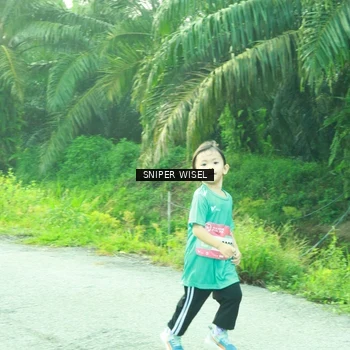 Runner Photo 8440739