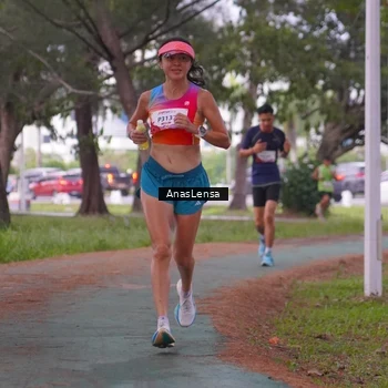 Runner Photo 8440887
