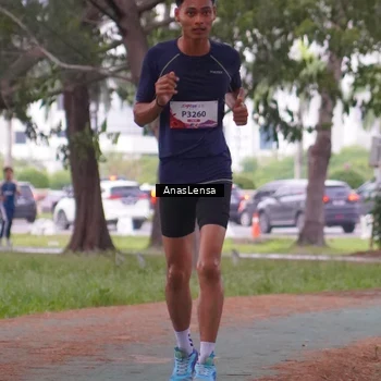 Runner Photo 8440956