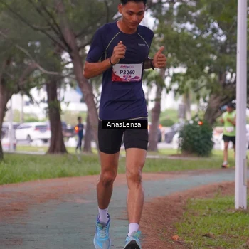 Runner Photo 8441012