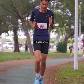 Runner Photo 8441021