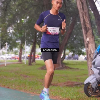 Runner Photo 8441046