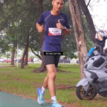 Runner Photo 8441075