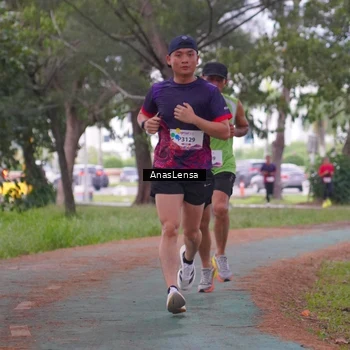 Runner Photo 8441099