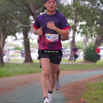 Runner Photo 8441108