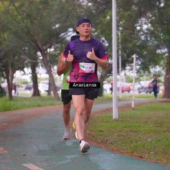 Runner Photo 8441133