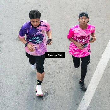Runner Photo 8441149