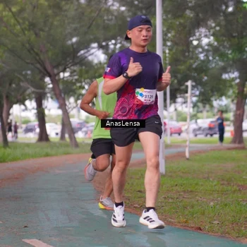 Runner Photo 8441165