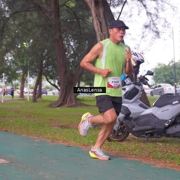 Runner Photo 8441200