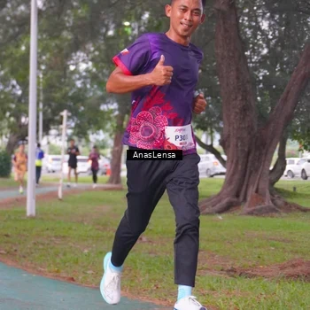 Runner Photo 8441278