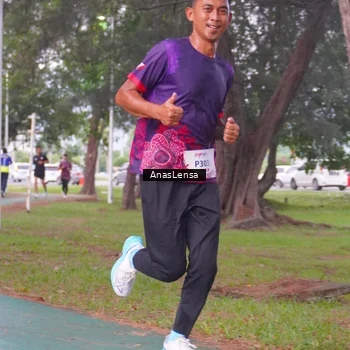 Runner Photo 8441301