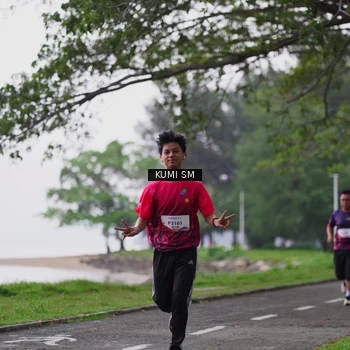 Runner Photo 8441316