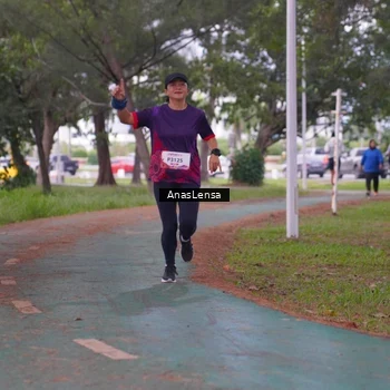 Runner Photo 8441527