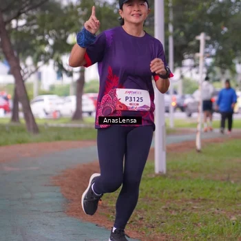 Runner Photo 8441551
