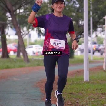 Runner Photo 8441553