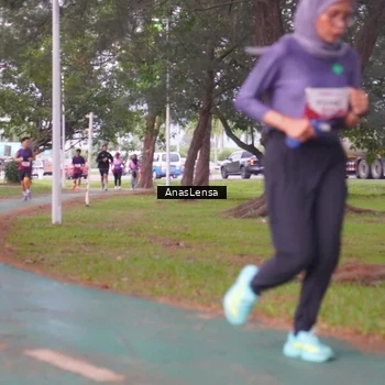 Runner Photo 8441636