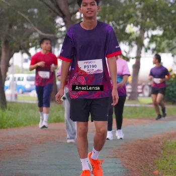 Runner Photo 8441771