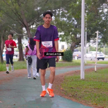 Runner Photo 8441781