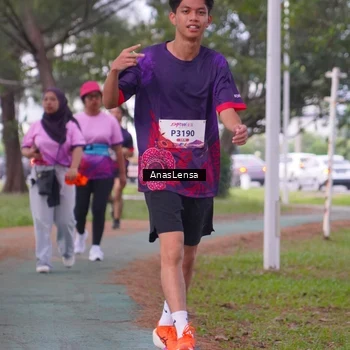 Runner Photo 8441786