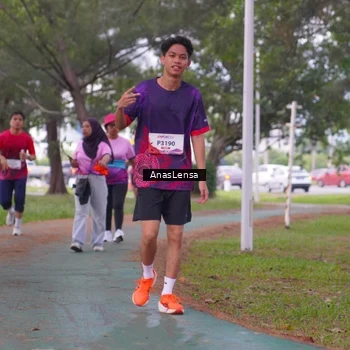 Runner Photo 8441787