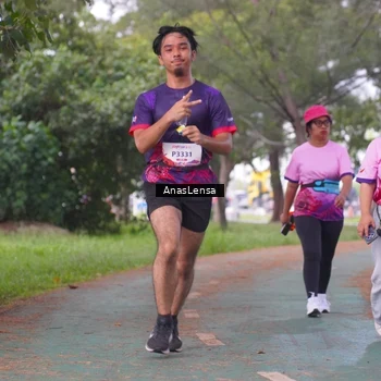 Runner Photo 8441858