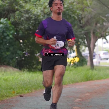 Runner Photo 8441870