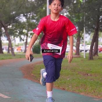 Runner Photo 8441974